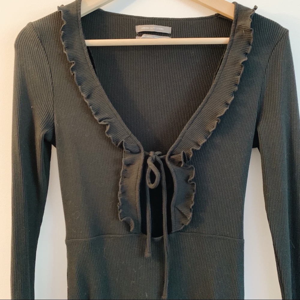 Detailed low cut dress